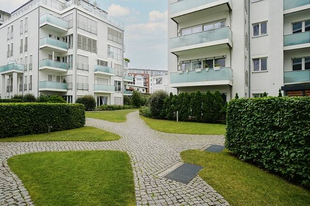 Eine Rarität im Herzen Berlins: Wohnung mit Garten