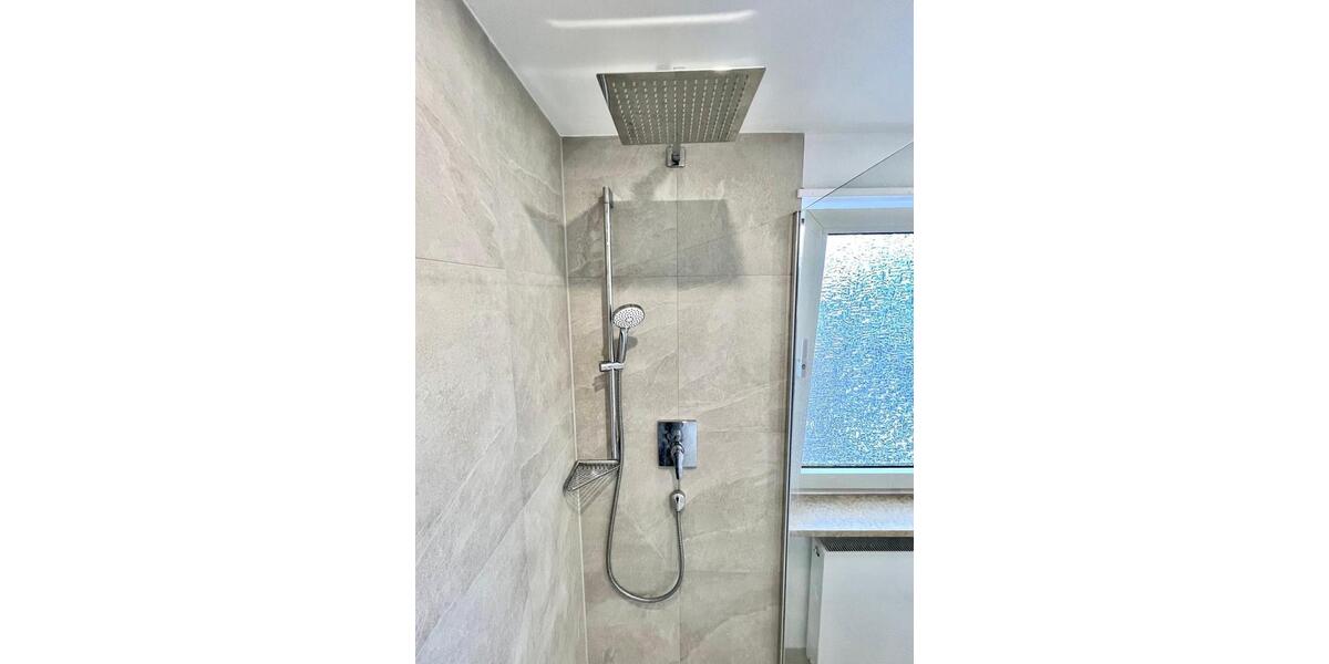Reihenhaus Kaufbeuren - 7.5 Zimmer, 190 m&sup2;, 2.250&euro; | Angebot:26633125