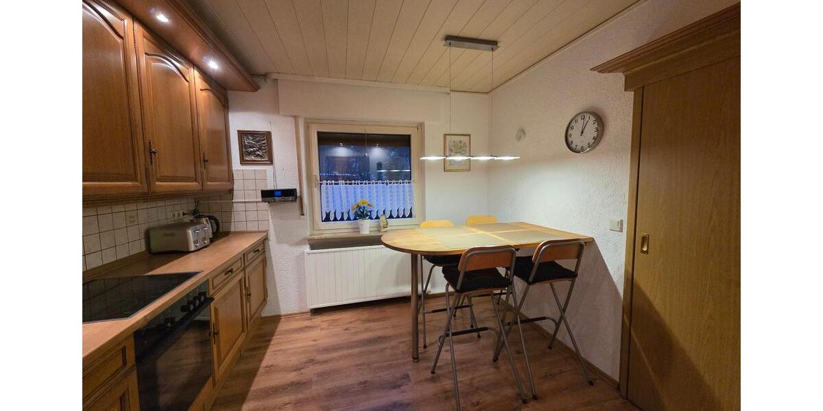 Wohnen auf Zeit Dinslaken Hiesfeld - 3 Zimmer, 72 m&sup2;, 1.200&euro; | Angebot:24447404
