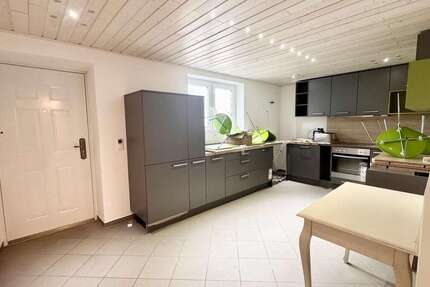 Wohnung Reckendorf - 2 Zimmer, 70 m&sup2;, 400&euro; | Angebot:27287819