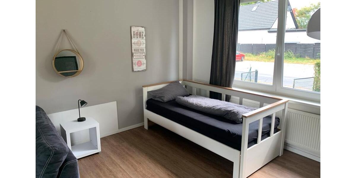Etagenwohnung Stelle - 1 Zimmer, 48 m&sup2;, 1.850&euro; | Angebot:24841280