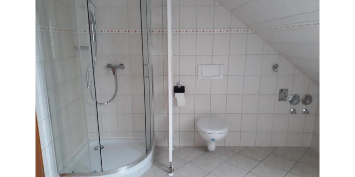 Dachgeschoßwohnung Lüdersdorf - 3 Zimmer, 66 m&sup2;, 700&euro; | Angebot:26431448
