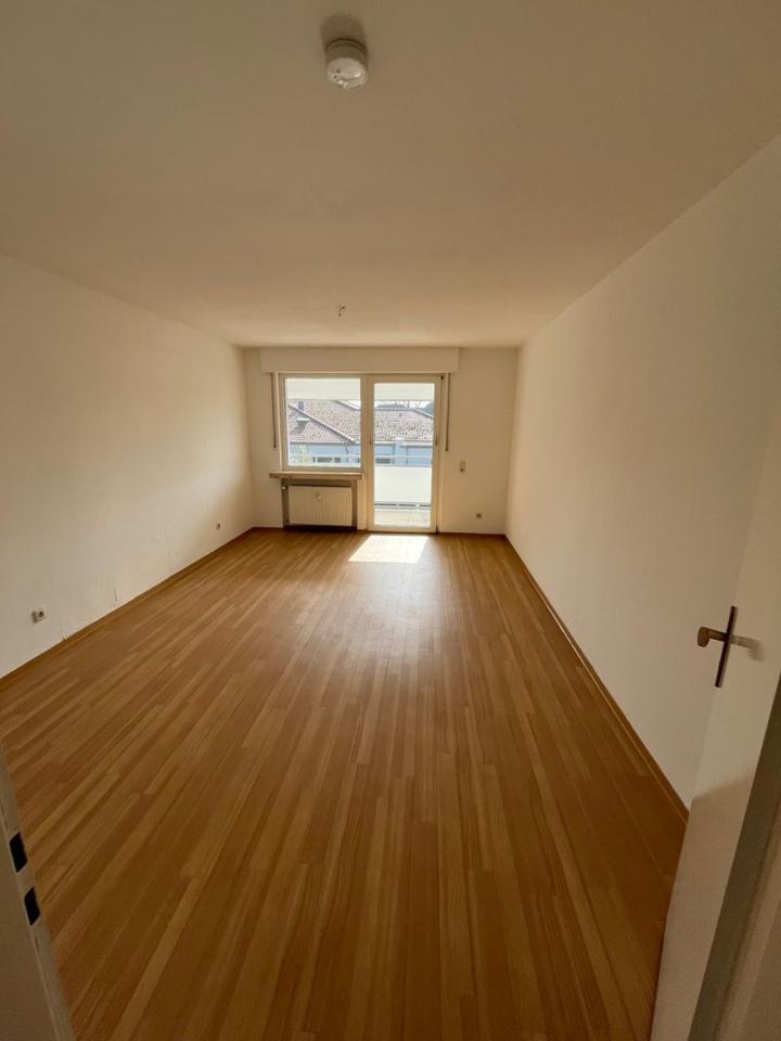 Schöne, großzügige Wohnung in Mantinghausen