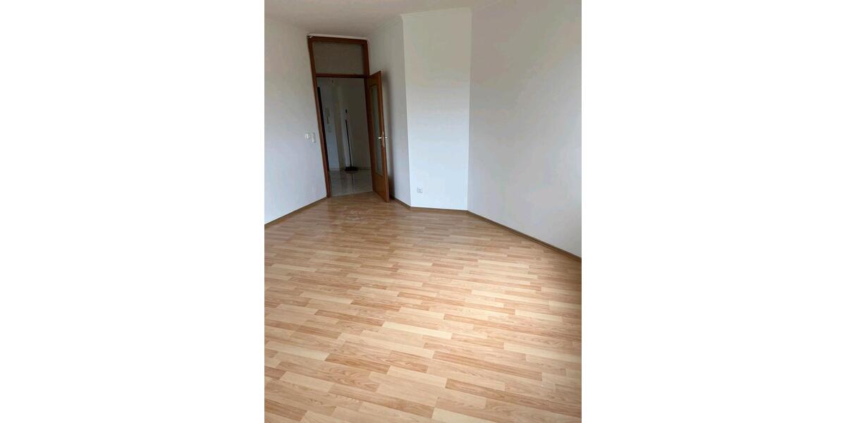 Etagenwohnung Erbach - 3 Zimmer, 80 m&sup2;, 850&euro; | Angebot:26388740