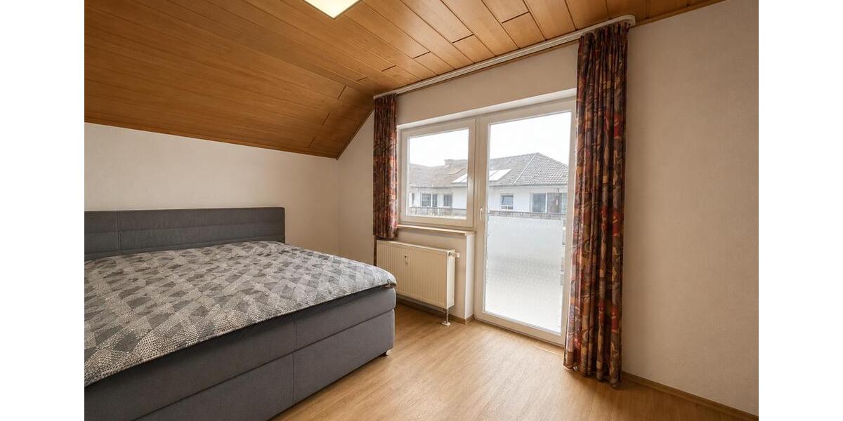 Etagenwohnung Großheirath - 2 Zimmer, 59 m&sup2;, 420&euro; | Angebot:26664856