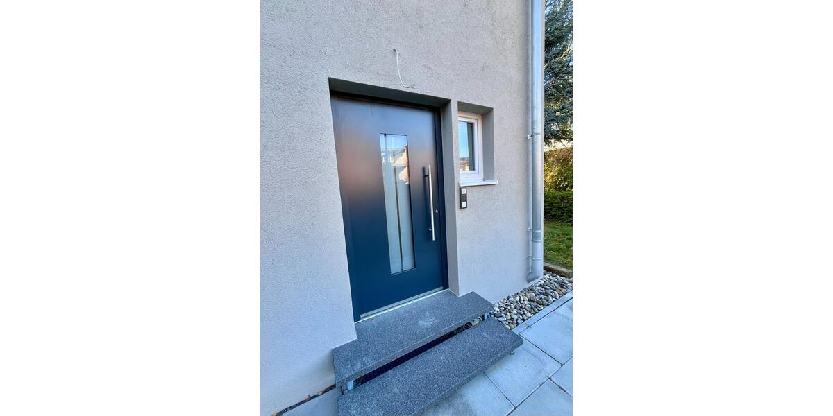 Reihenhaus Stuttgart Stuttgart-West - 4.5 Zimmer, 128 m&sup2;, 1.840&euro; | Angebot:24117388