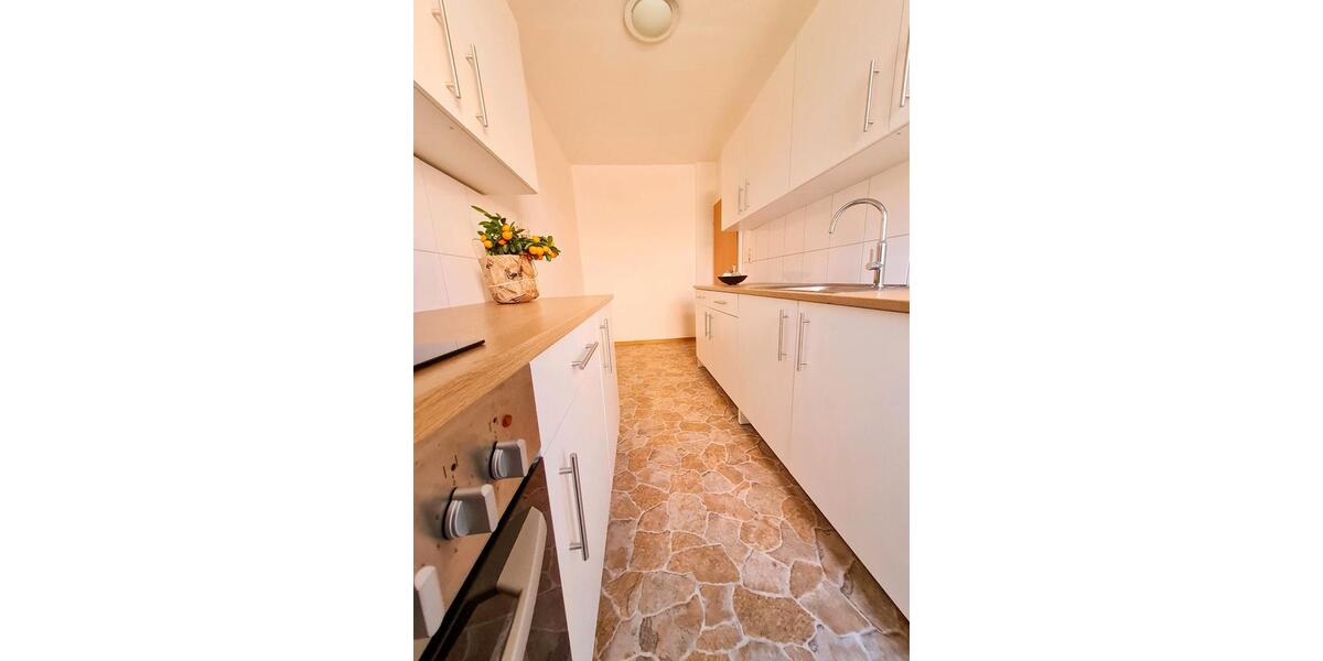 1-Raum-Wohnung mit Einbauküche zu vermieten 1 zimmer