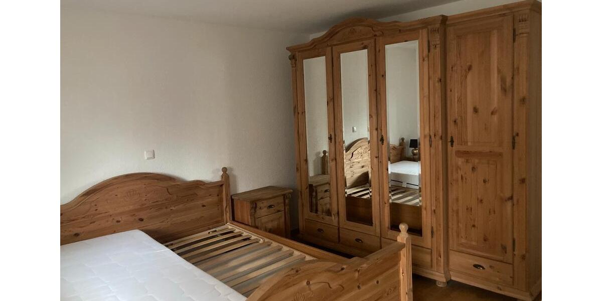 Etagenwohnung Volkach - 2 Zimmer, 64 m&sup2;, 800&euro; | Angebot:24743282