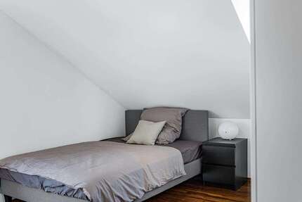 WG-Zimmer in München 890 € 14 m² zimmer
