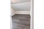Dachgeschoßwohnung Rinteln - 4.5 Zimmer, 92 m&sup2;, 1.012&euro; | Angebot:27615160