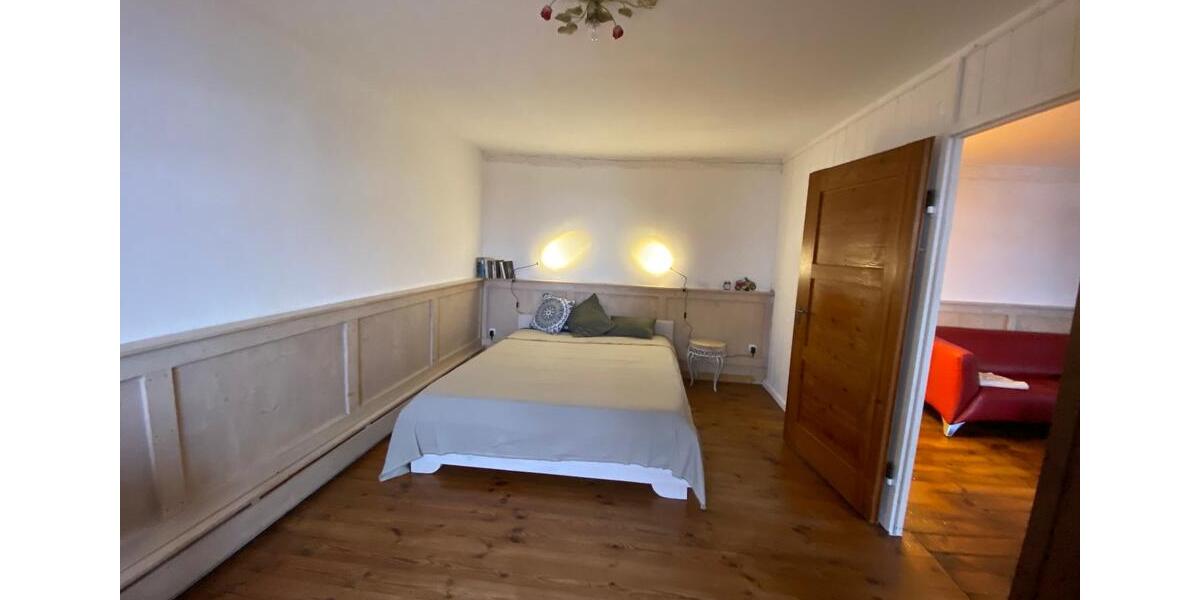 Etagenwohnung Baiersbronn - 5 Zimmer, 130 m&sup2;, 1.600&euro; | Angebot:26285284