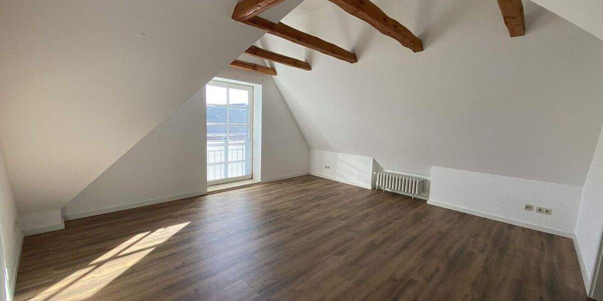 Etagenwohnung Hamburg Curslack - 4 Zimmer, 128 m&sup2;, 1.600&euro; | Angebot:25680419