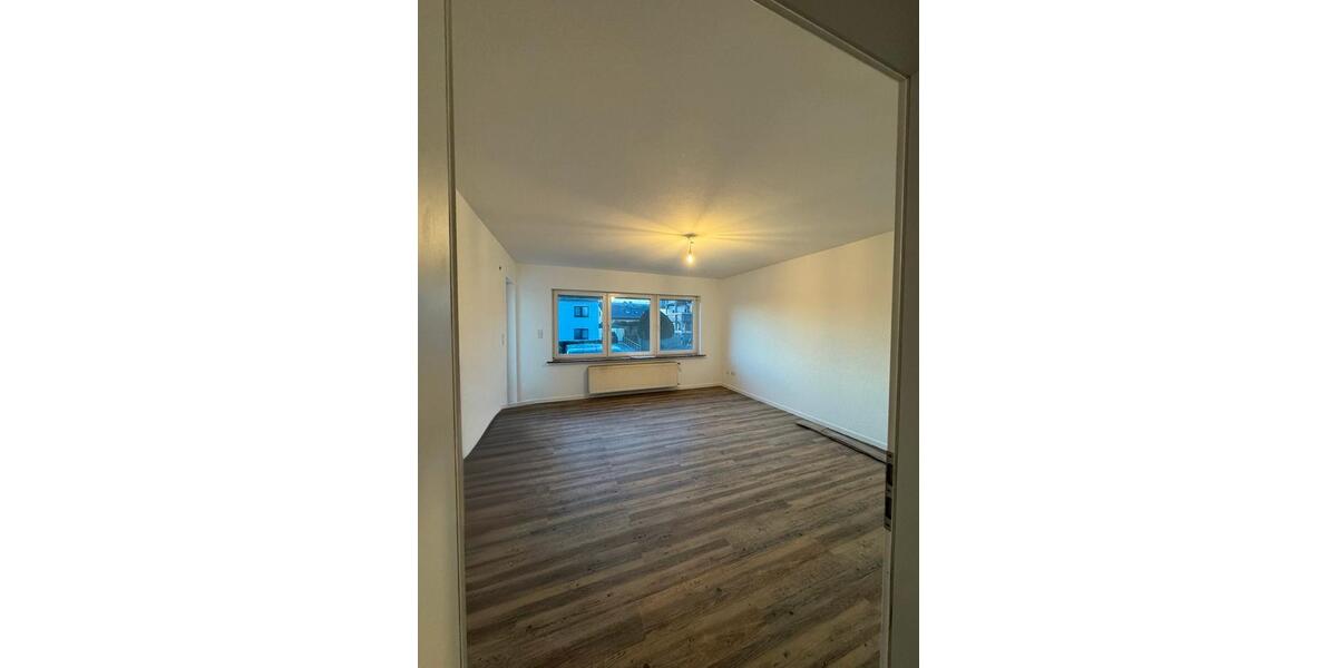 Etagenwohnung Eichenzell - 4 Zimmer, 100 m&sup2;, 1.300&euro; | Angebot:24695318