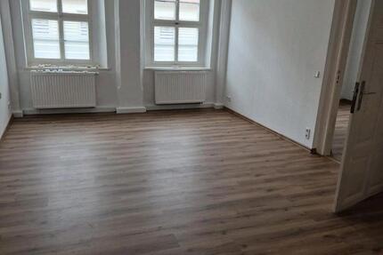 Wohnung Torgau - 5 Zimmer, 155 m&sup2;, 1.285&euro; | Angebot:26529820