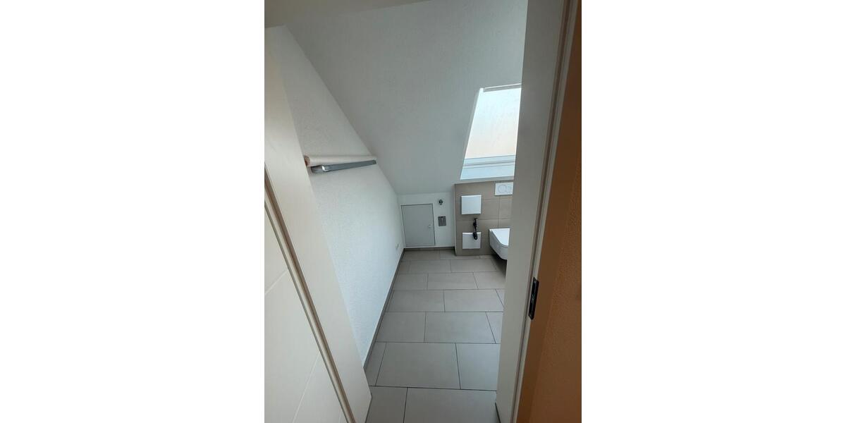 Dachgeschoßwohnung Balingen - 3.5 Zimmer, 70 m&sup2;, 950&euro; | Angebot:24842559