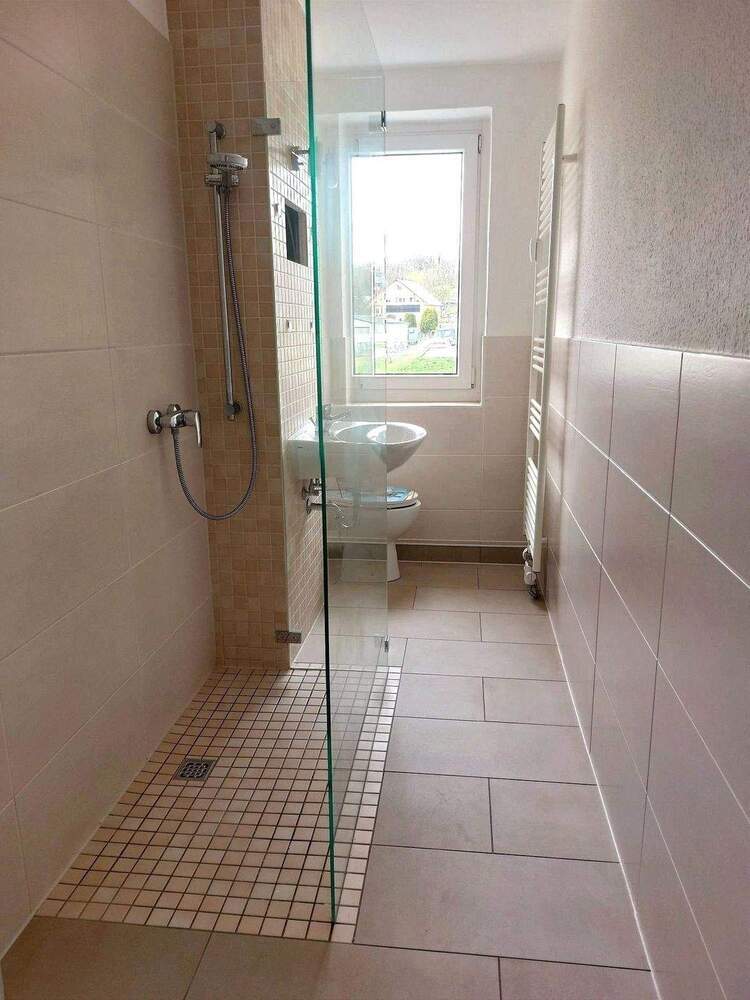 WALK-IN-Dusche - 3R ab sofort frei