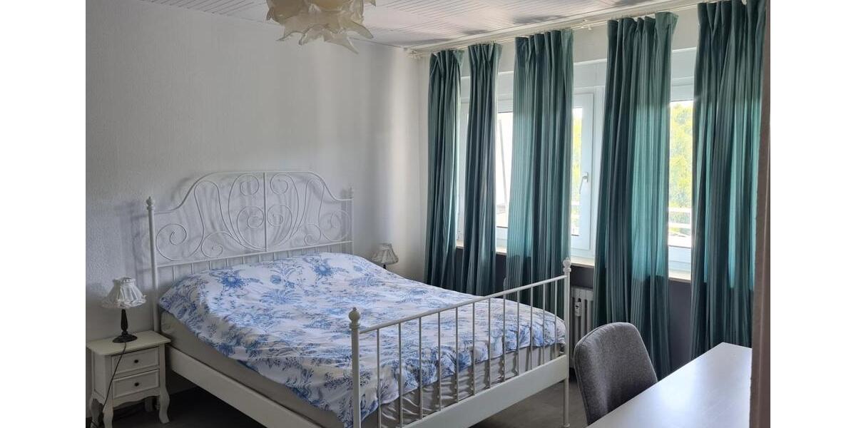 Möblierte 4 Zimmer Wohnung in Neunkirchen-Wellesweiler 4 zimmer