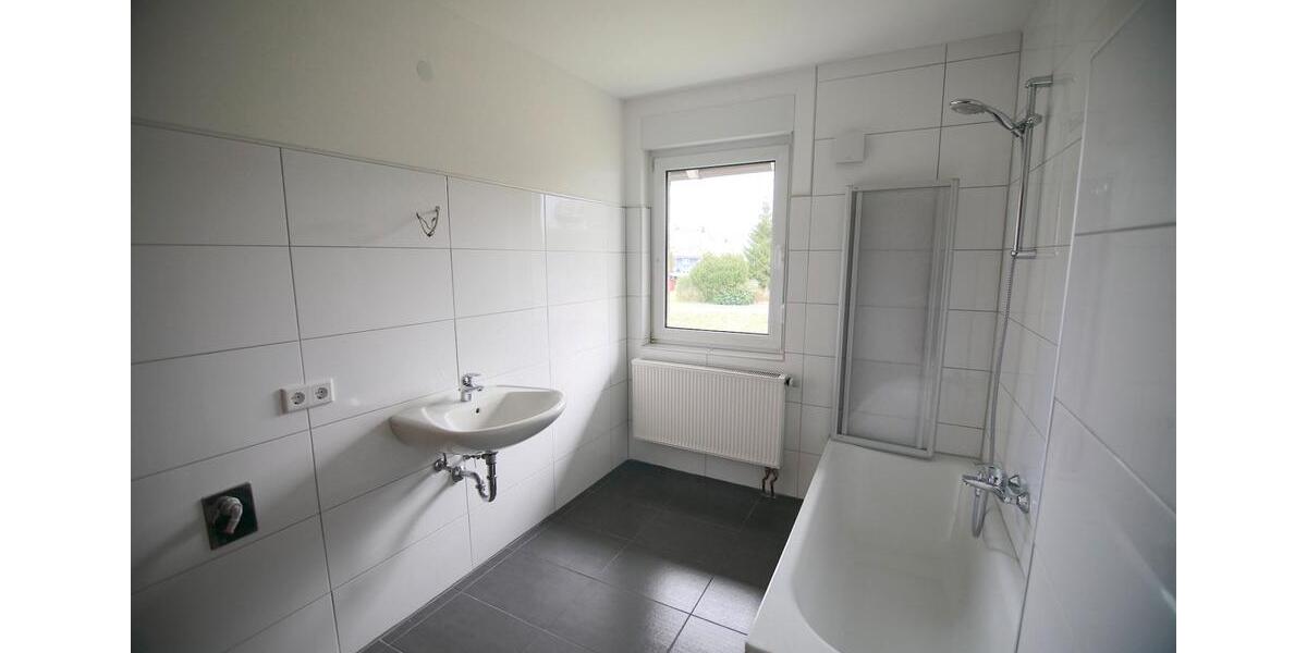 Etagenwohnung Hilchenbach - 5 Zimmer, 95 m&sup2;, 830&euro; | Angebot:26408153