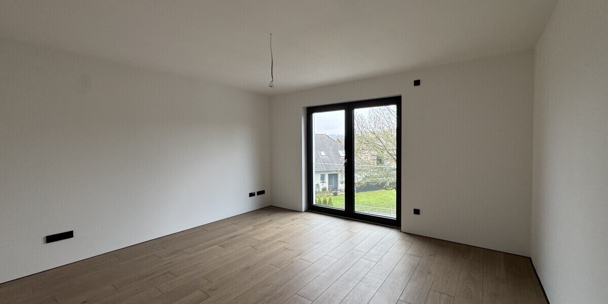 Exklusives Penthouse-Erstbezug in der Kurstadt am Teutoburger Wald – Luxuriös & mit XXL-Balkon 3.5 zimmer
