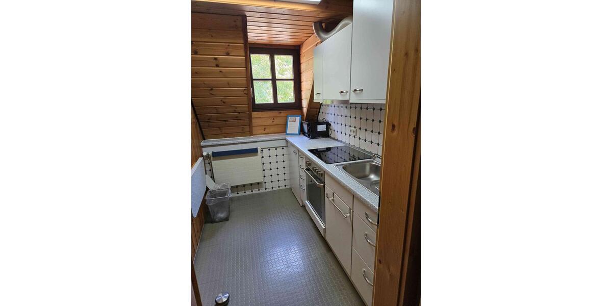 Wohnen auf Zeit Schwetzingen - 7 Zimmer, 216 m&sup2;, 310&euro; | Angebot:25144104