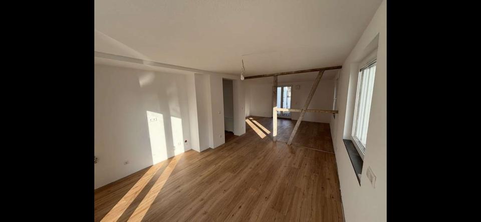 Etagenwohnung Fellbach Oeffingen - 2 Zimmer, 60 m&sup2;, 1.300&euro; | Angebot:25540809