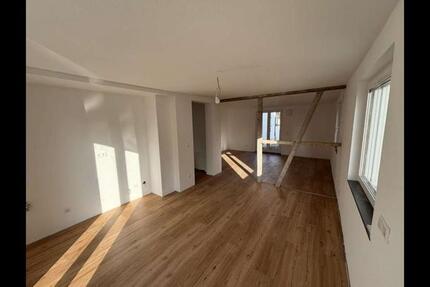 Wohnung Fellbach Oeffingen - 2 Zimmer, 60 m&sup2;, 1.300&euro; | Angebot:25540809