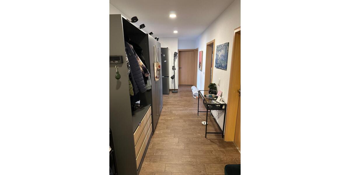 Etagenwohnung Plettenberg - 4 Zimmer, 107 m&sup2;, 850&euro; | Angebot:25931870