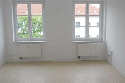 Wohnung zum Mieten in Dessau-Roßlau 420 € 69.51 m²