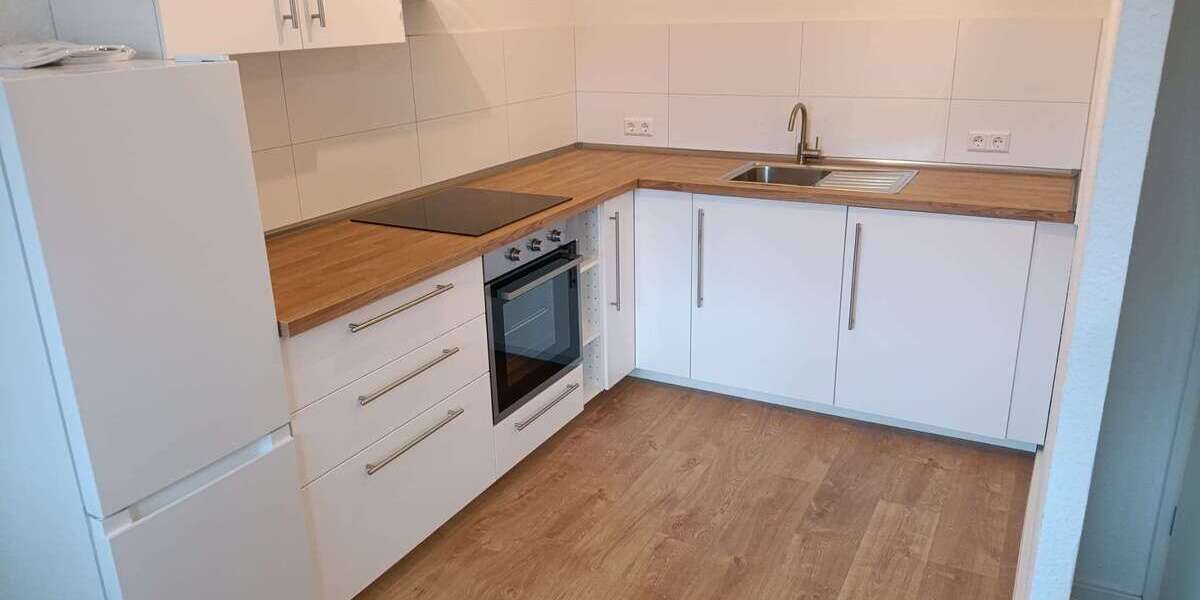 Etagenwohnung Halle Halle-Neustadt - 1 Zimmer, 38 m&sup2;, 350&euro; | Angebot:27070163
