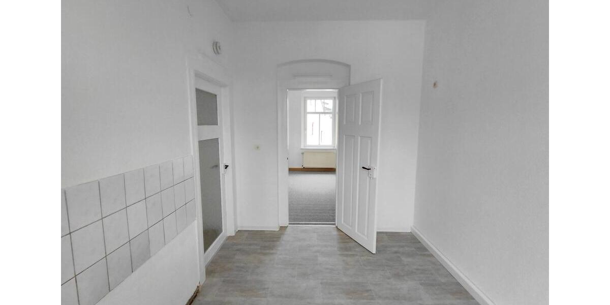 Etagenwohnung Altenburg - 3 Zimmer, 65 m&sup2;, 390&euro; | Angebot:26489778