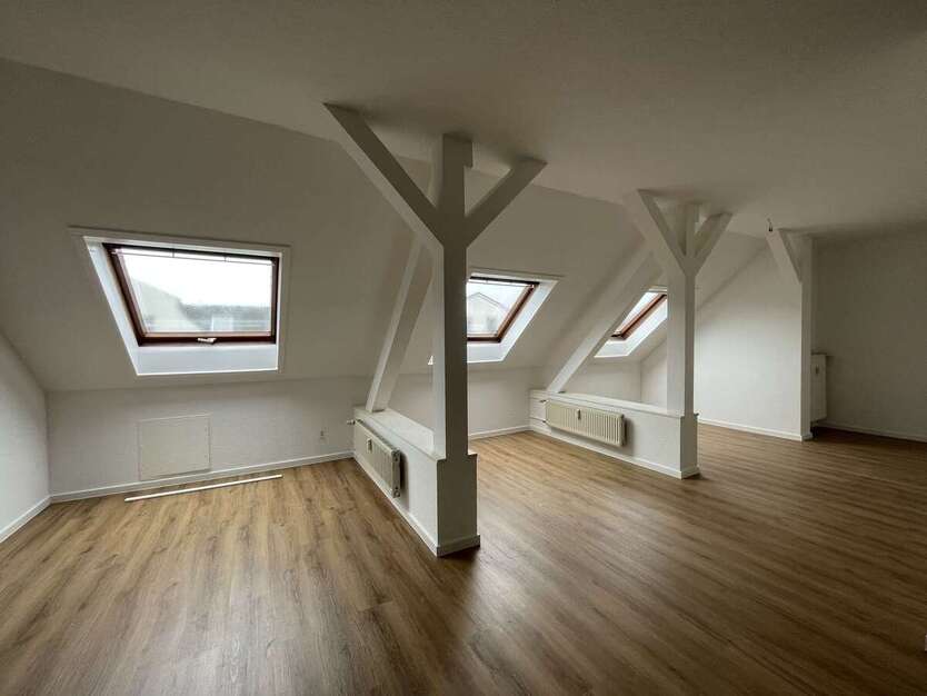 Moderne 3 Raumwohnung im Dachgeschoss sucht Liebhaber! 3 zimmer