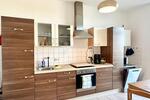 Voll möblierte 2-Zimmer-Wohnung mit Balkon & Carport-Stellplatz zimmer