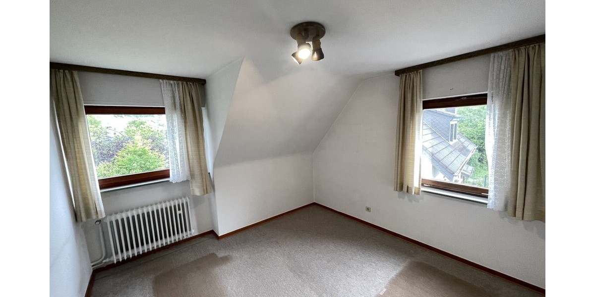 Einfamilienhaus mit großem Garten - Einfamilienhaus Königswinter / Thomasberg Thomasberg | Angebot:27070556