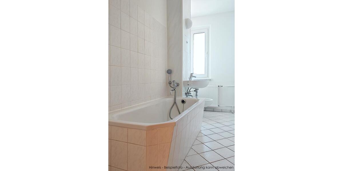 Etagenwohnung Hoyerswerda - 3 Zimmer, 63 m&sup2;, 345&euro; | Angebot:26627350