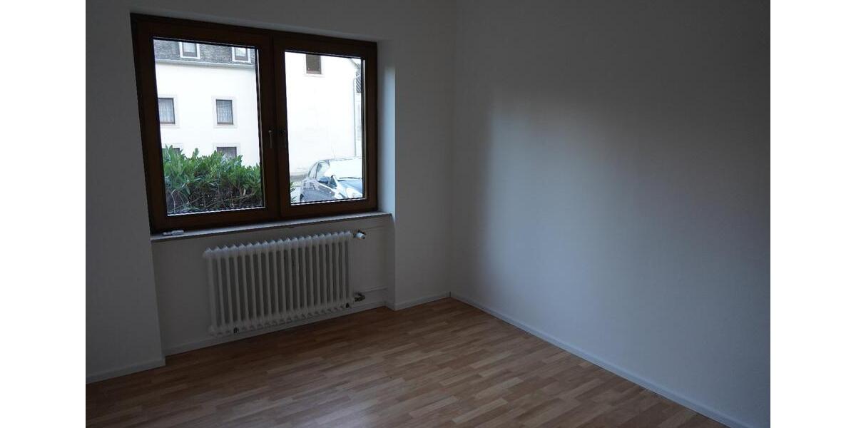 Erdgeschoßwohnung Mülheim an der Mosel - 4 Zimmer, 95 m&sup2;, 810&euro; | Angebot:25647042