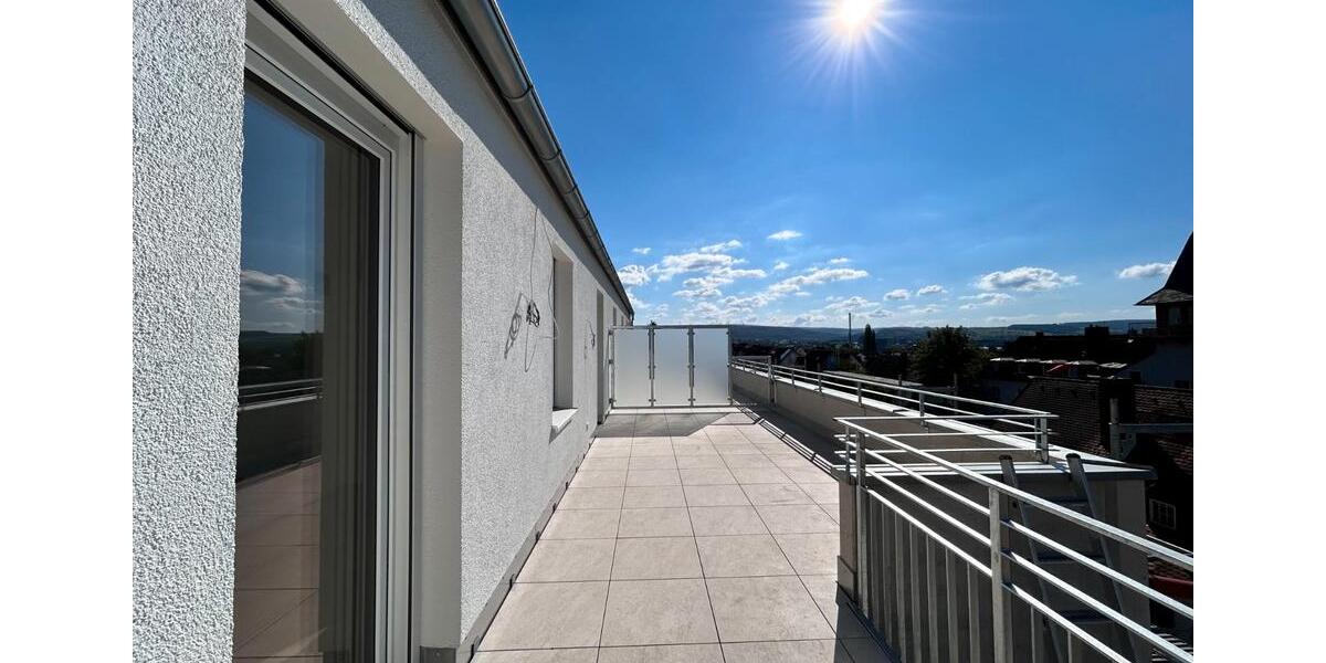 Dachgeschoßwohnung Bayreuth Bernecker Straße / Insel / Riedelsberg - 4 Zimmer, 143 m&sup2;, 2.155&euro; | Angebot:26147855