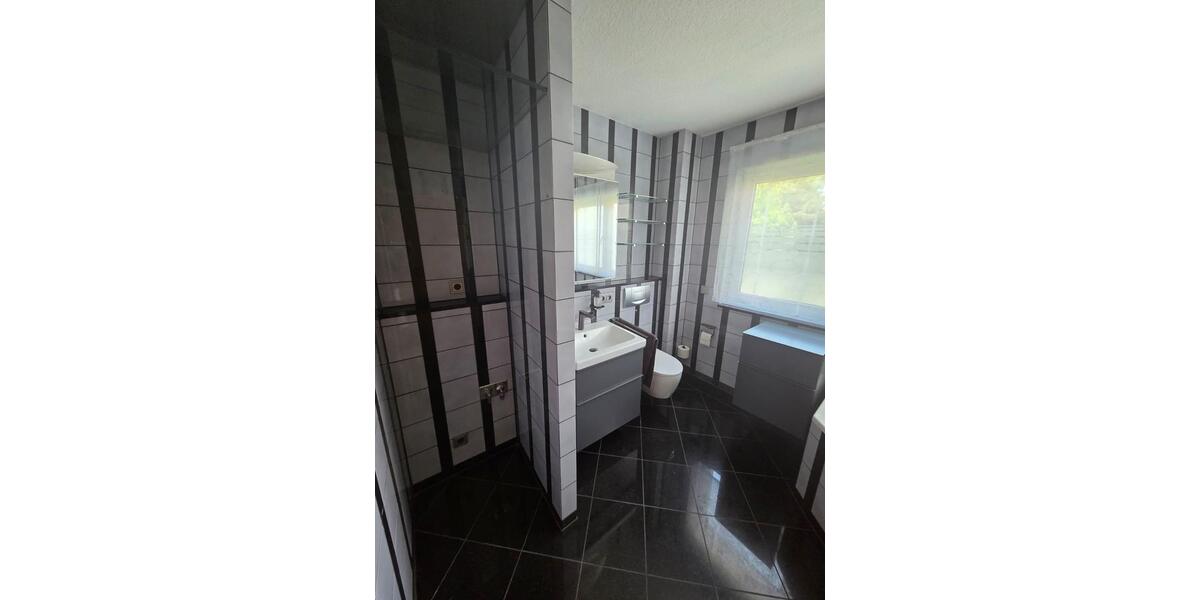 Etagenwohnung Nürnberg Gebersdorf - 4 Zimmer, 105 m&sup2;, 1.350&euro; | Angebot:26706108