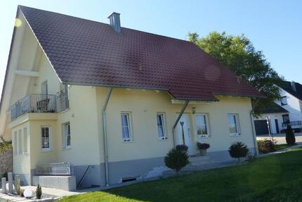 Haus Biberbach - 5 Zimmer, 138 m&sup2;, 1.900&euro; | Angebot:26126444