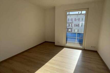 Wohnung Ludwigshafen am Rhein Parkinsel - 3 Zimmer, 56 m&sup2;, 495&euro; | Angebot:27067238