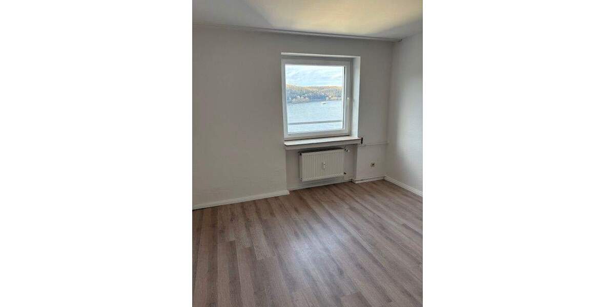 Etagenwohnung Remagen - 4 Zimmer, 90 m&sup2;, 985&euro; | Angebot:25702806