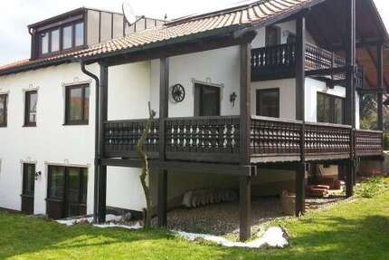 Haus Uttenreuth - 6 Zimmer, 316 m&sup2;, 2.950&euro; | Angebot:26382722