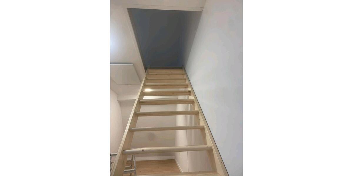 Dachgeschoßwohnung Albstadt Gemarkung Onstmettingen - 3 Zimmer, 100 m&sup2;, 700&euro; | Angebot:25379670