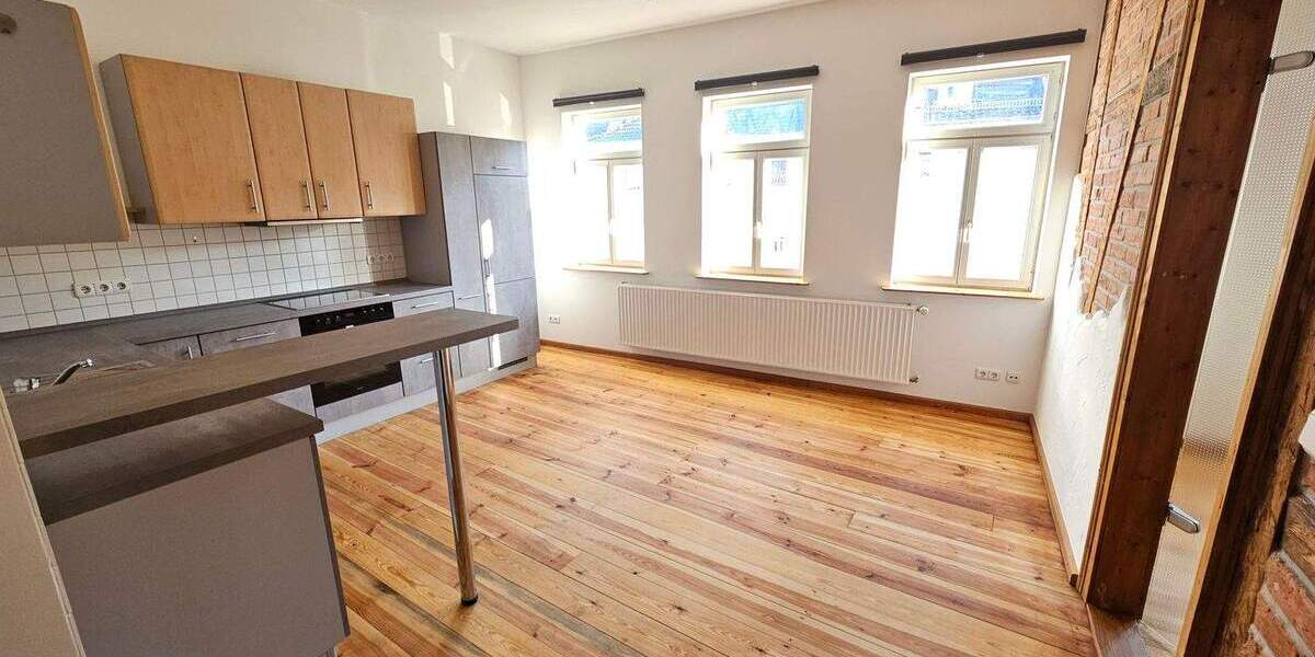 Etagenwohnung Coburg - 4 Zimmer, 112 m&sup2;, 890&euro; | Angebot:25916724
