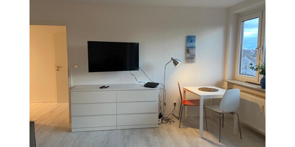 Dachgeschoßwohnung Sindelfingen Sindelfingen (Stadt) - 2 Zimmer, 50 m&sup2;, 1.200&euro; | Angebot:25381272