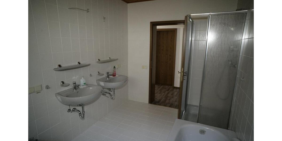 Etagenwohnung Nastätten - 3 Zimmer, 96 m&sup2;, 740&euro; | Angebot:26237366