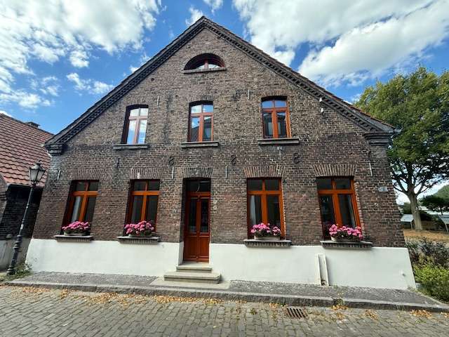 Wohnung zum Mieten in Hünxe-Krudenburg 1.878,58 € 135.15 m² 4 zimmer