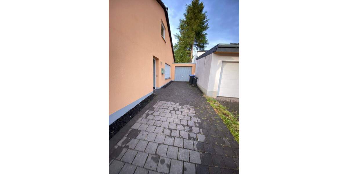 Mehrfamilienhaus, Wohnhaus Gillenfeld - 3 Zimmer, 65 m&sup2;, 570&euro; | Angebot:26751039