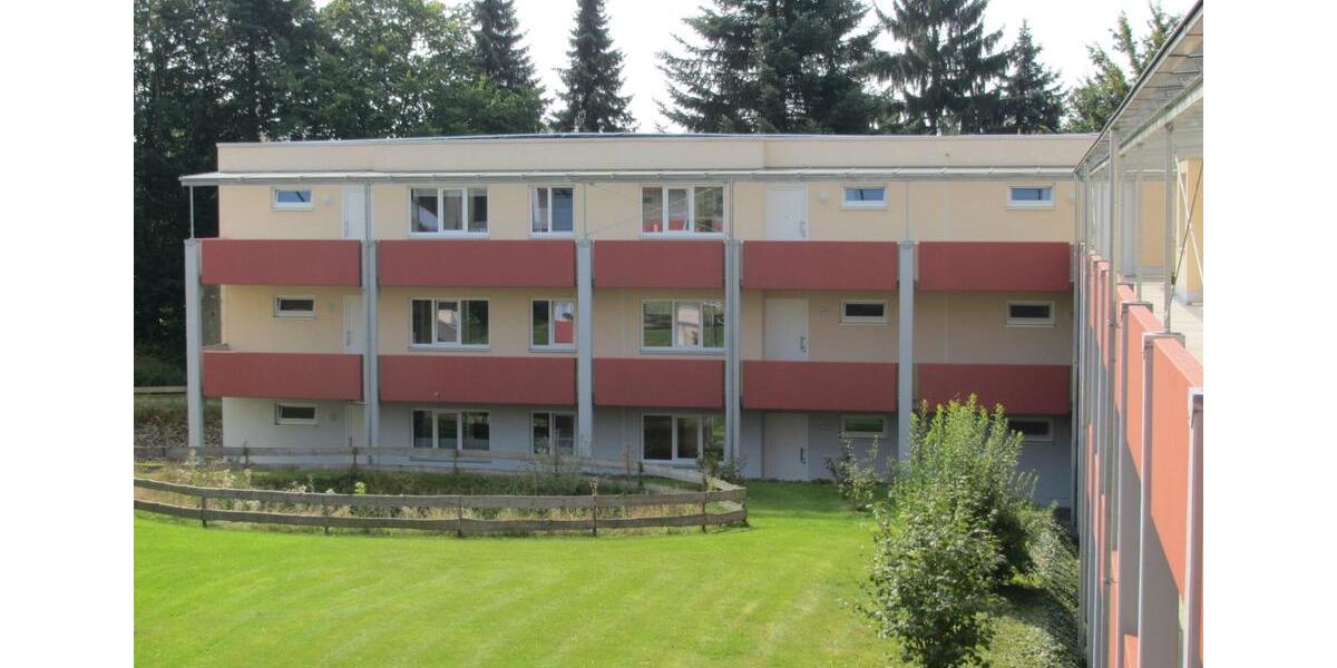 Terrassenwohnung Blomberg - 3 Zimmer, 73 m&sup2;, 585&euro; | Angebot:26087013