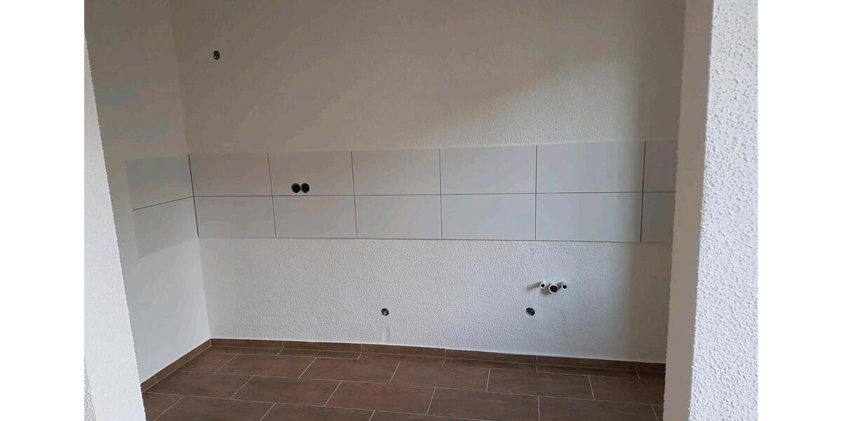 Erdgeschoßwohnung Sitzendorf - 4 Zimmer, 82 m&sup2;, 490&euro; | Angebot:25886936