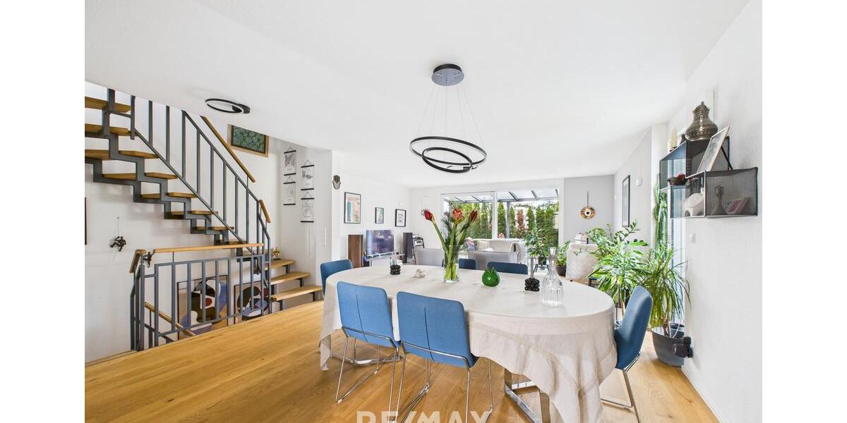 Einfamilienhaus Weinstadt - 5 Zimmer, 195 m&sup2;, 2.290&euro; | Angebot:26591245
